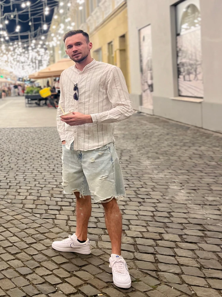 GIF încărcat de Adrian