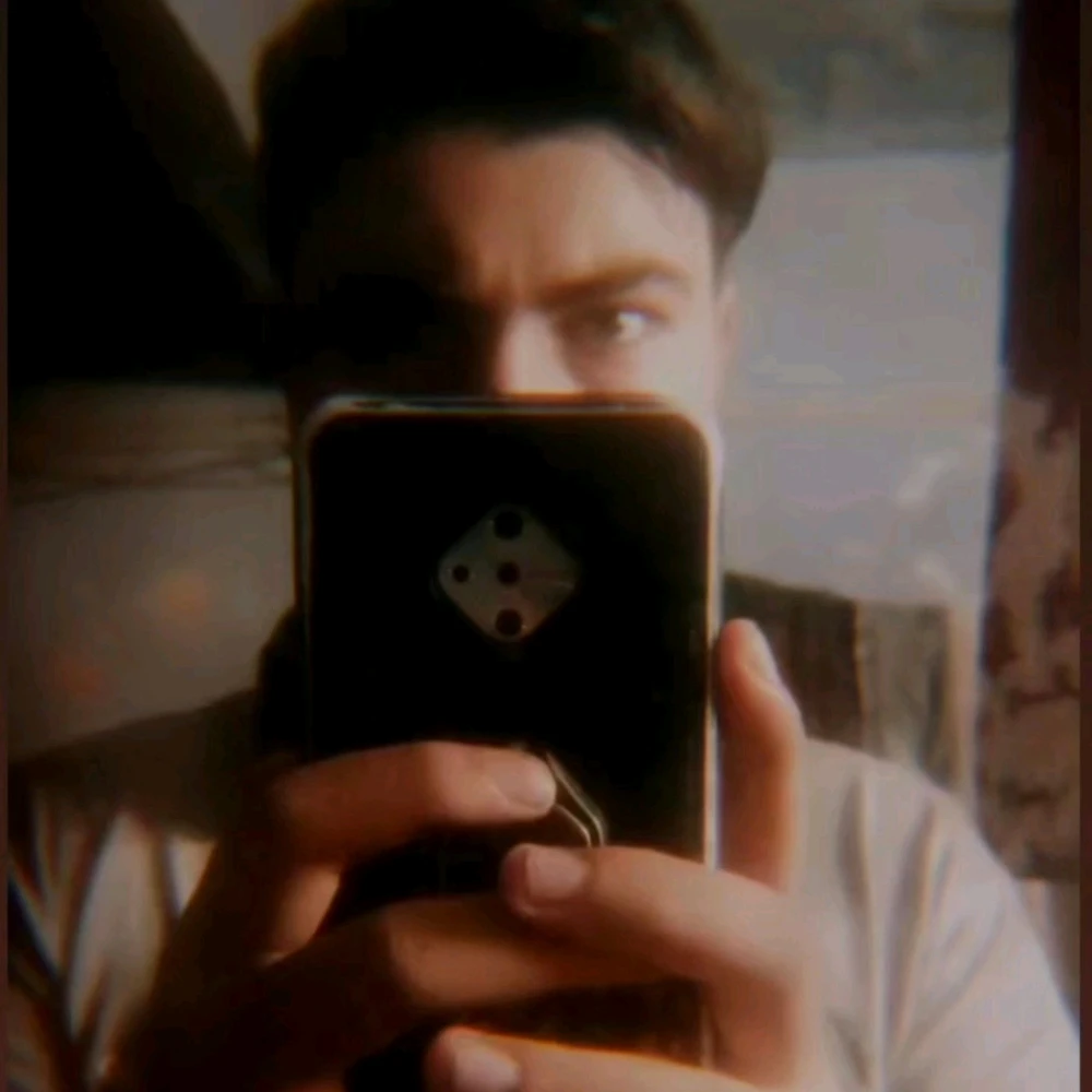 King parth 😁 द्वारा अपलोड किया गया GIF