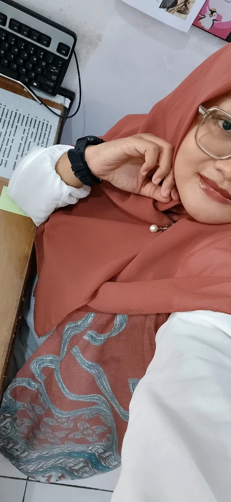 GIF uploaded by Tiara