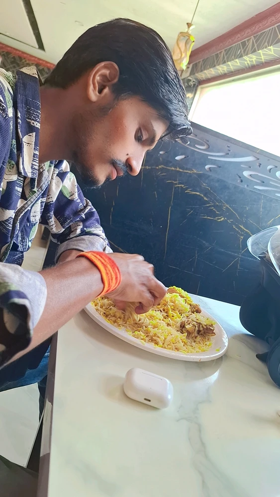 Keshav上传的GIF