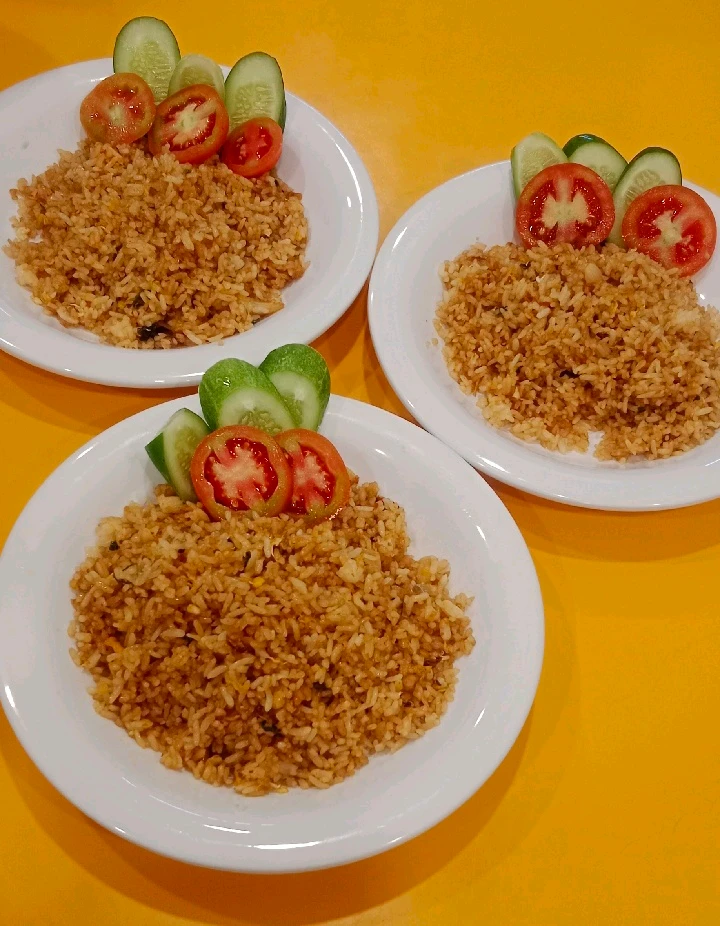 My cooking last night (Nasi goreng ayam Kaampung/chicken Fried Rice)