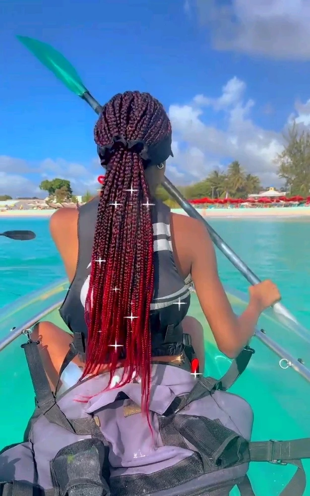 GIF uploaded by 《🌹.::Lenöré::.🌹》