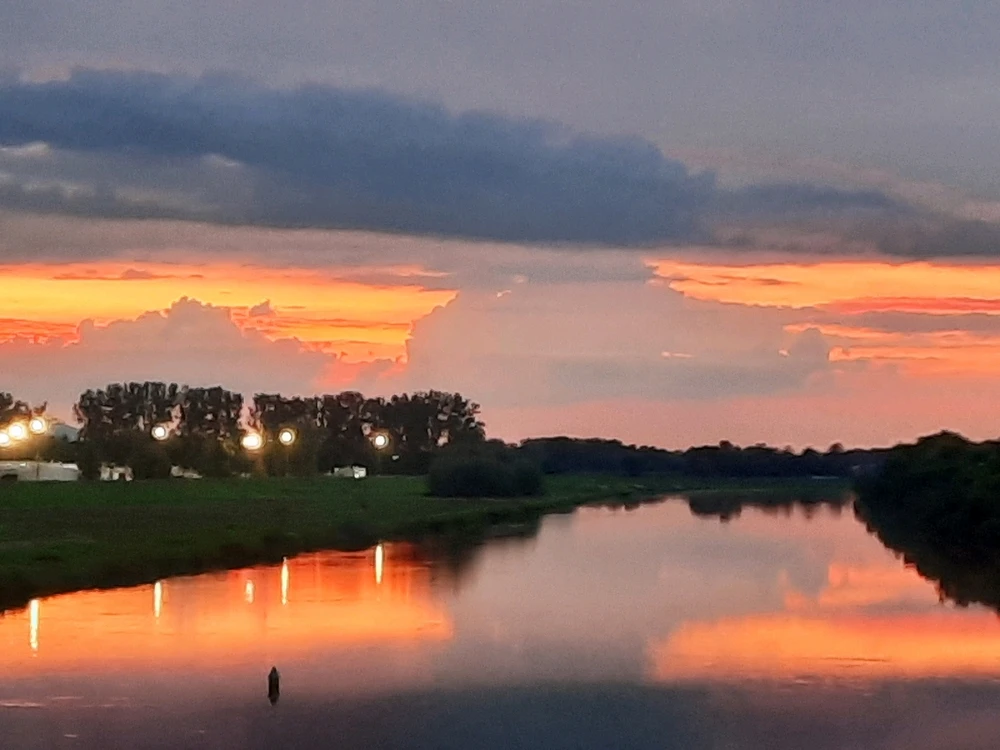 GIF dodany przez Sueñoelespacio