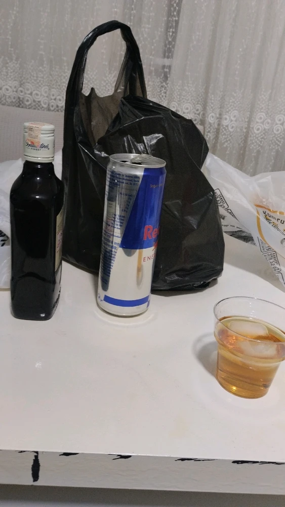 blacktime tarafından yüklenen GIF