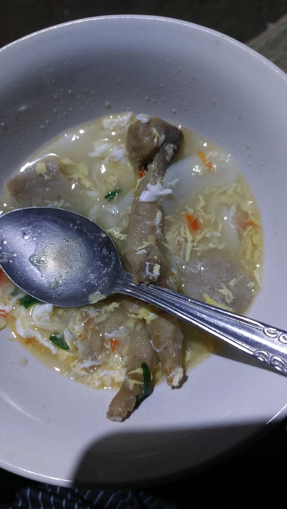 GIF diunggah oleh Mila