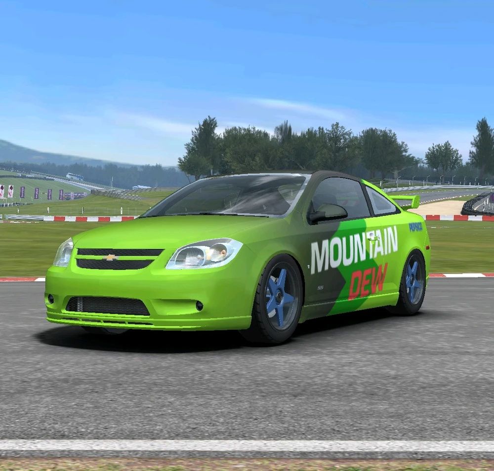 Ein grüner Chevrolet Cobalt in Grün in Design von Mountain Dew.