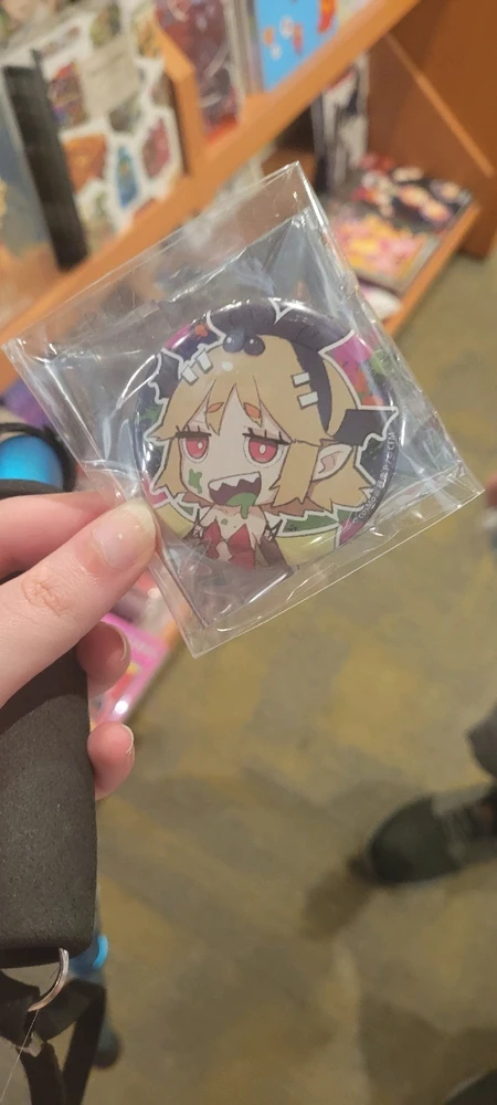 Channel, 32ki and cosmo merch at kinokuniya!