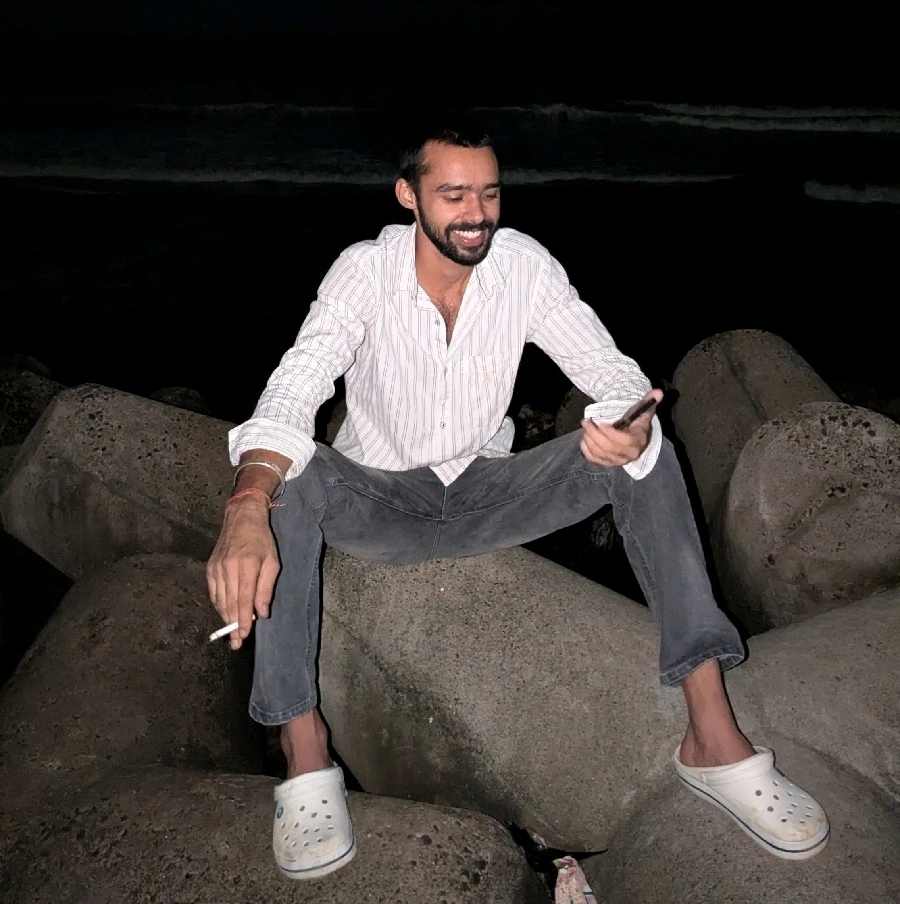 GIF uploaded by Tilak siwach