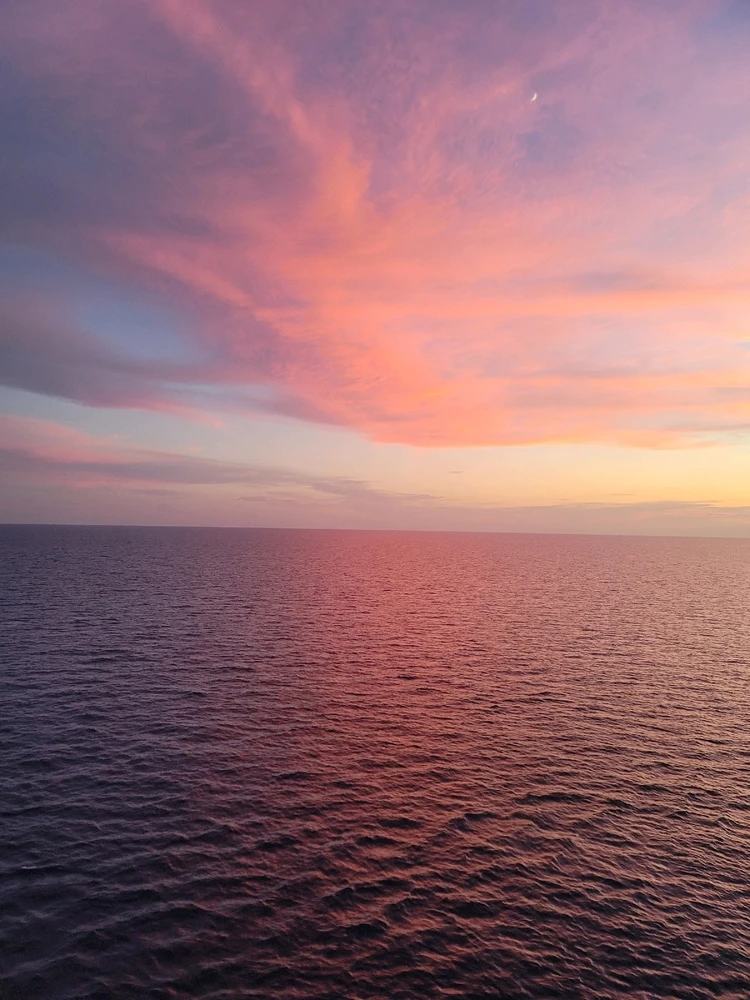 GIF uploaded by Katrina