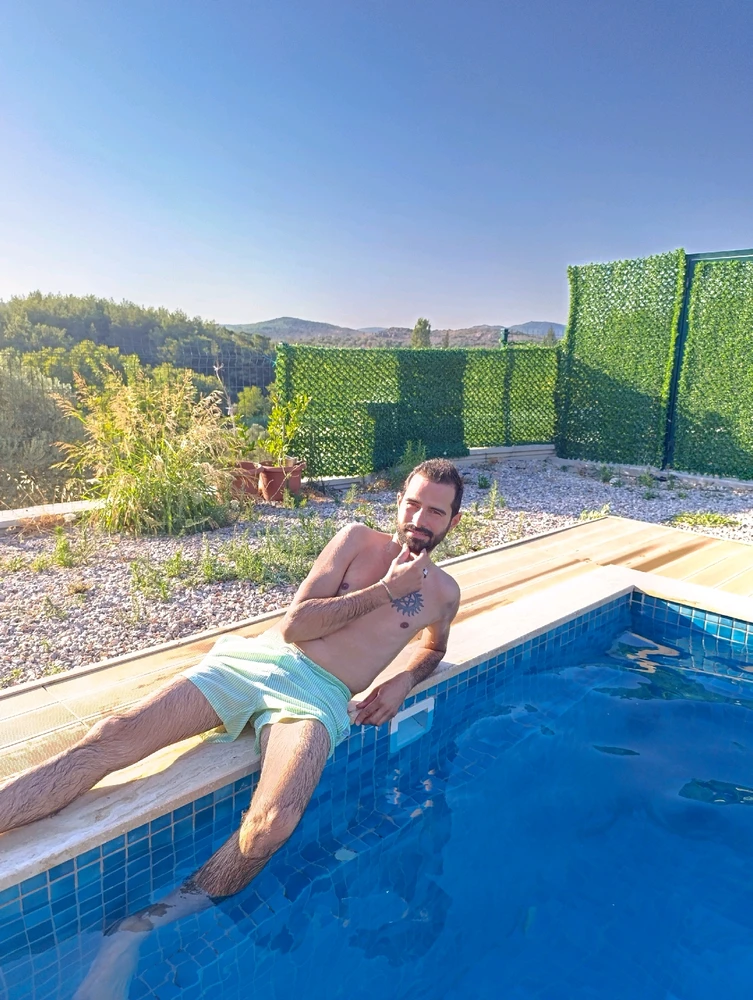 Mustafa tarafından yüklenen GIF