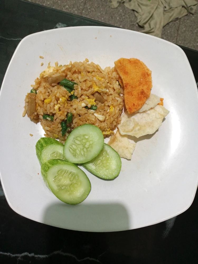 GIF diunggah oleh Kim