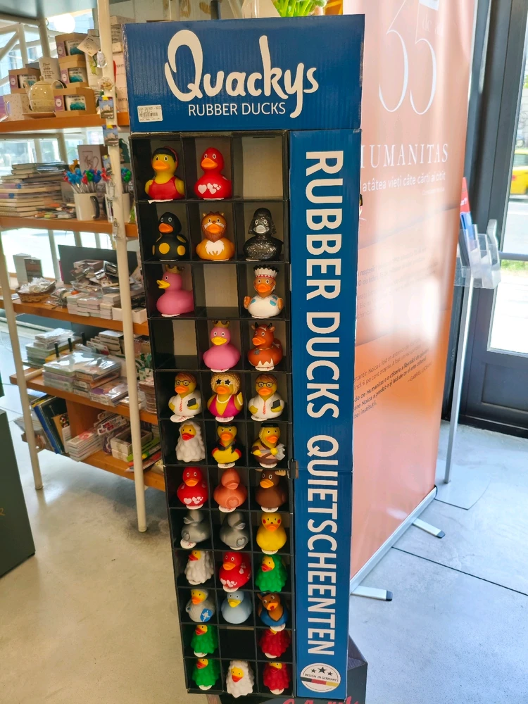 GIF uploaded by Cristina