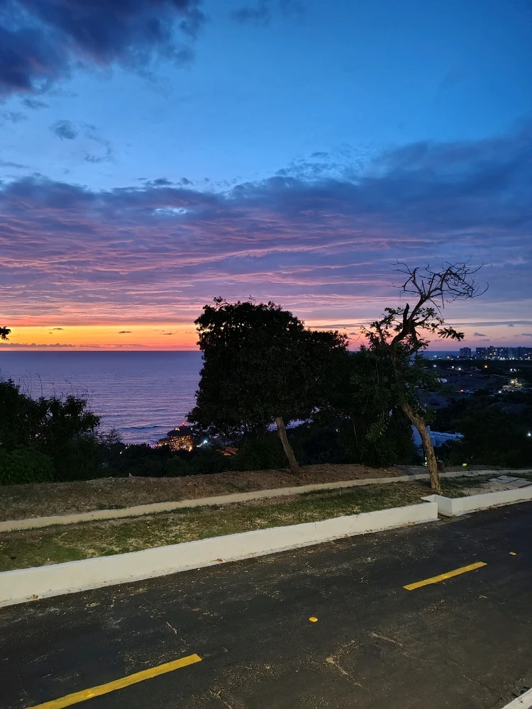 GIF uploaded by Johinner