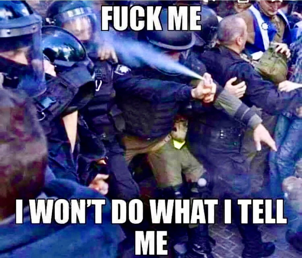 GIF uploaded by • A{eye} • M € € •