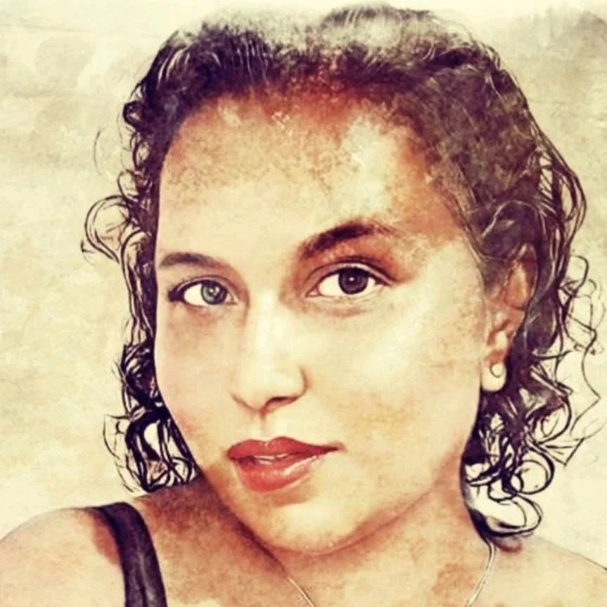 GIF uploaded by Elaine