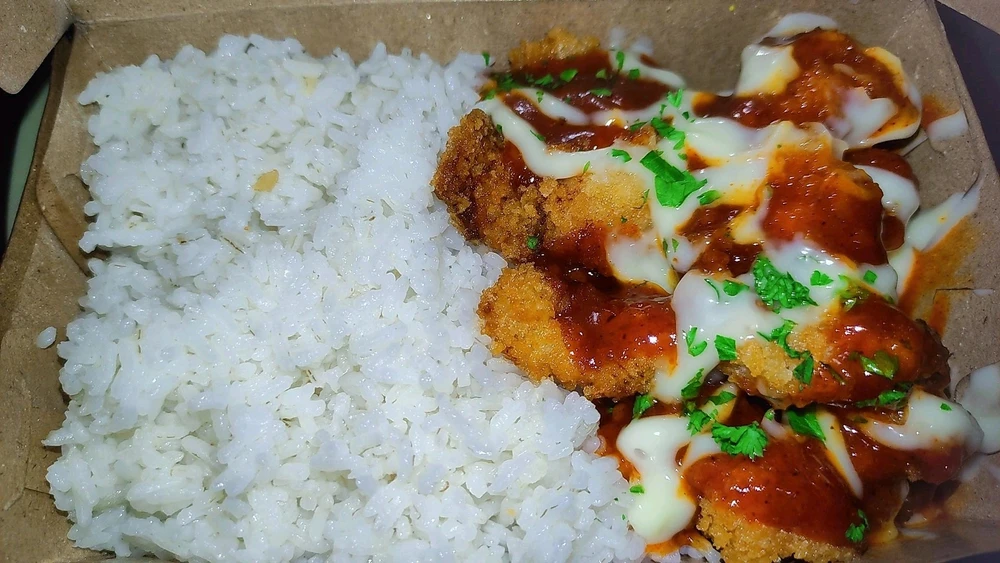 GIF diunggah oleh 𝚅𝙴𝙻𝙾𝚄𝚁𝙸𝚇