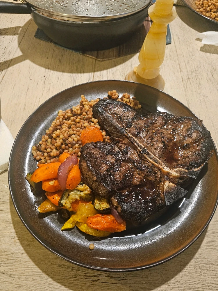 GIF diunggah dening AJ