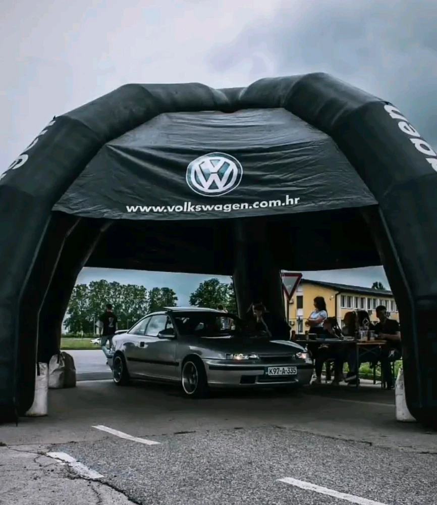 GIF uploaded by Vedran