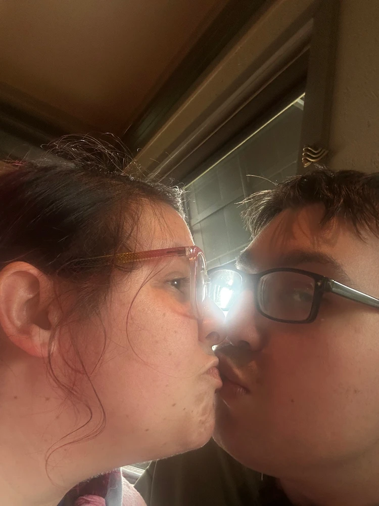 My girlfriend true love 💕 Avery woods