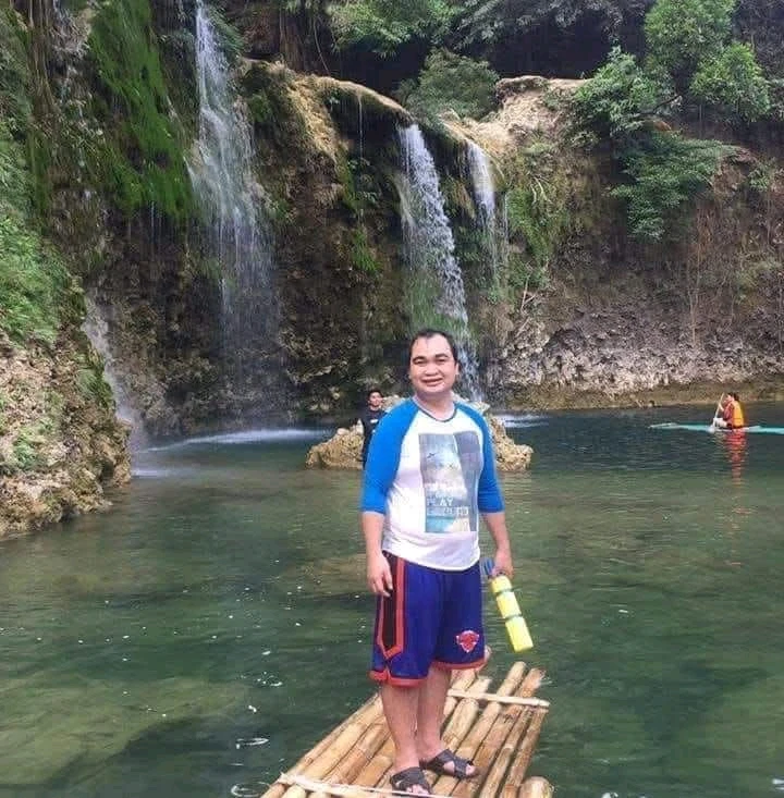Duab xa los ntawm Attorney John eley Louis castillo