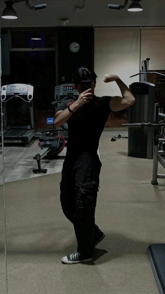 GIF subido por James