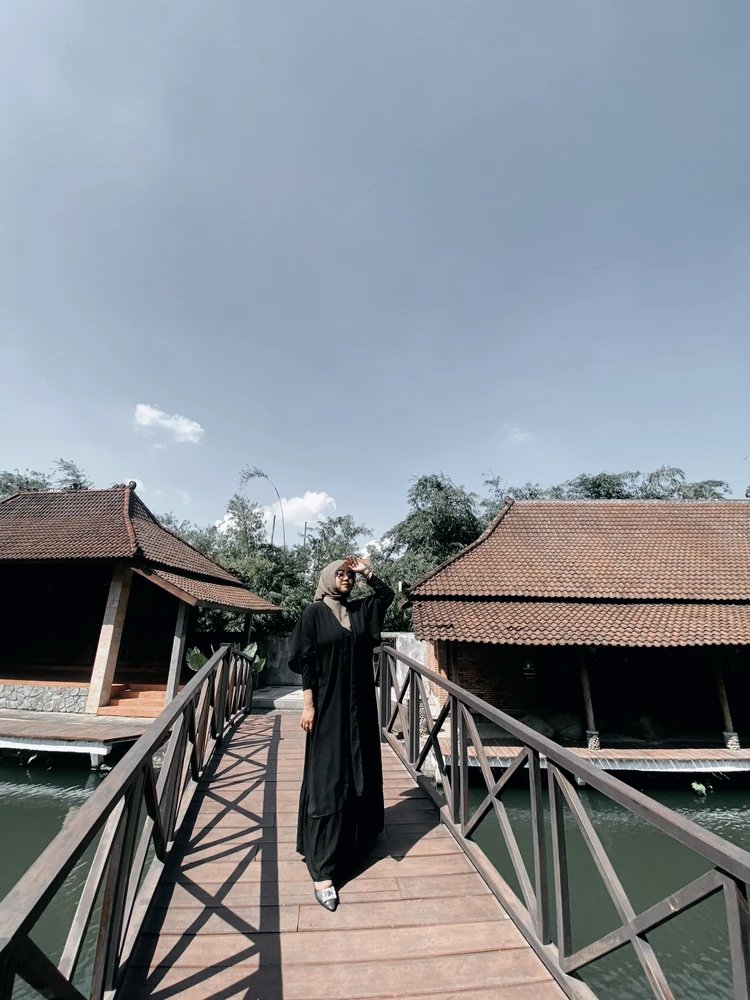 GIF uploaded by dinda exa
