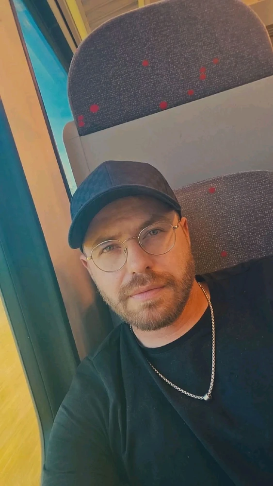 GIF uploaded by Dylan