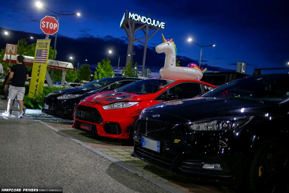 Immagine caricata da Simons