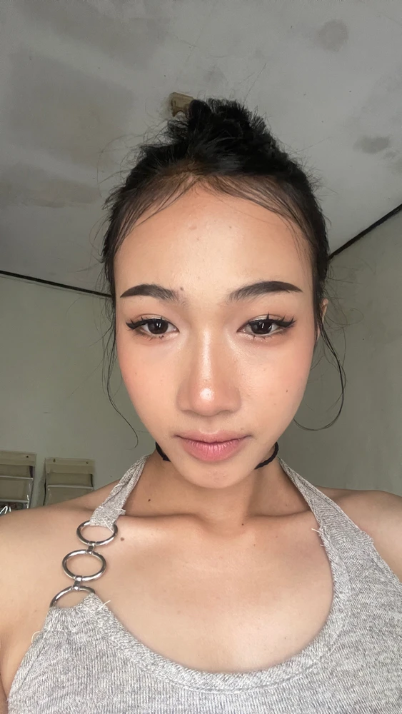 I love to do makeup 💄