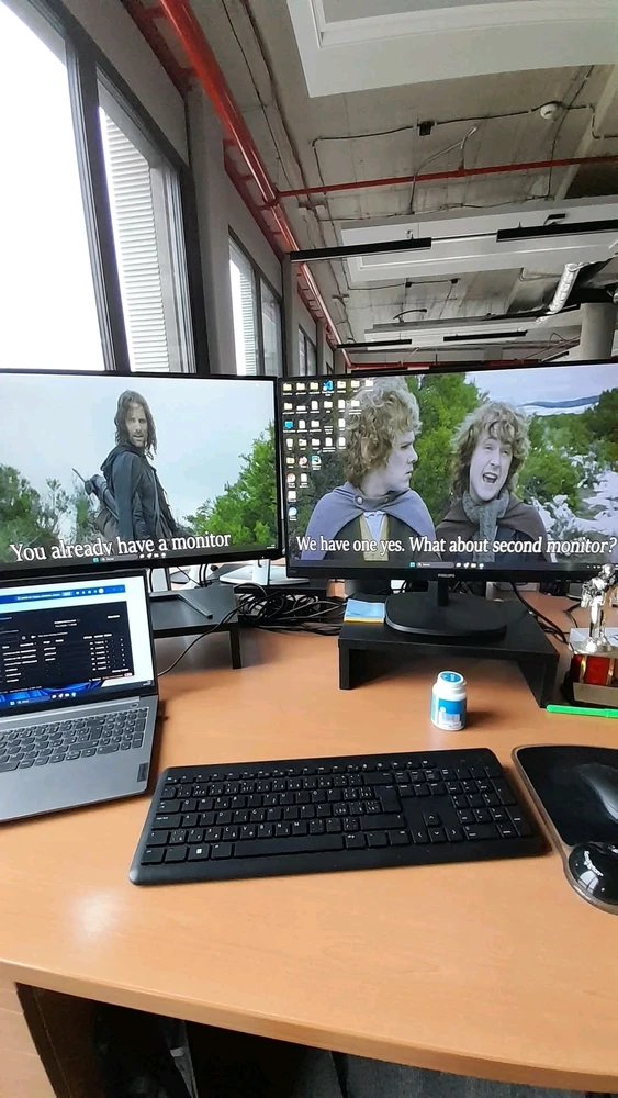 GIF gi-upload ni Dan