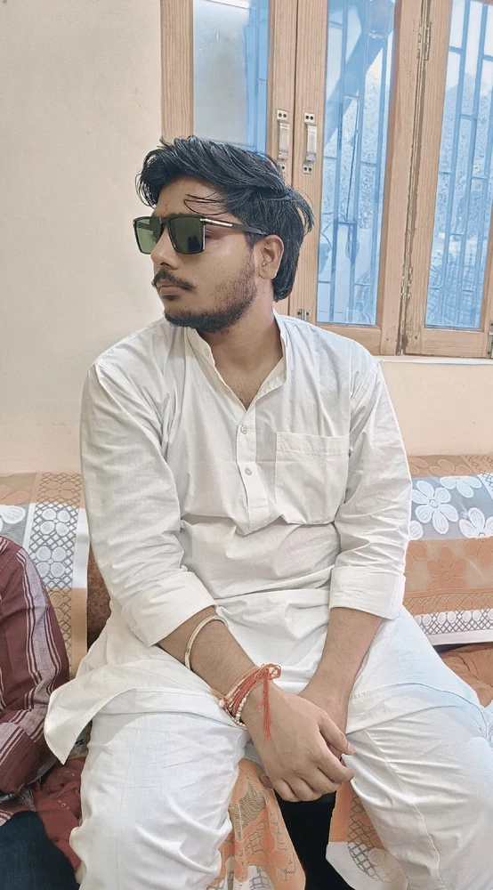 GIF gi-upload ni Sumit Kain