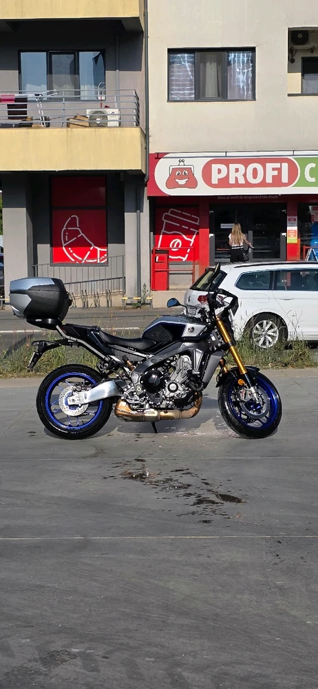 GIF uploaded by Mihai