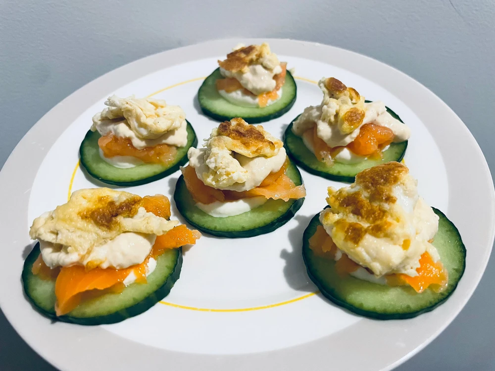 GIF uploaded by Ellen