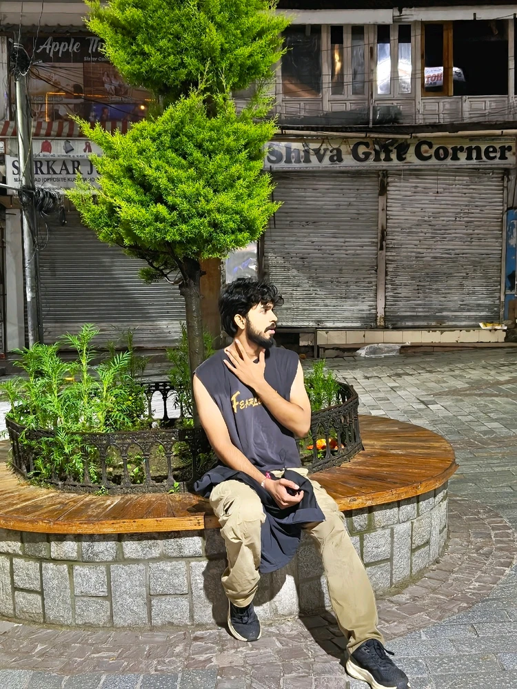 GIF pujat per Amar