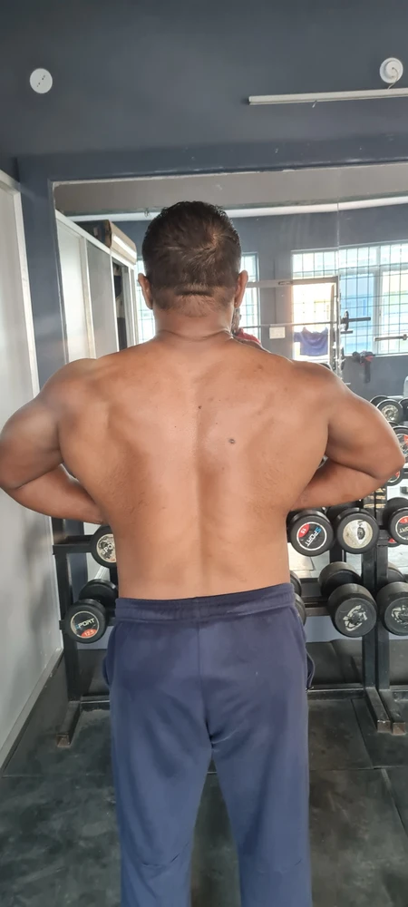 I-upload ni BHARATH ang larawan