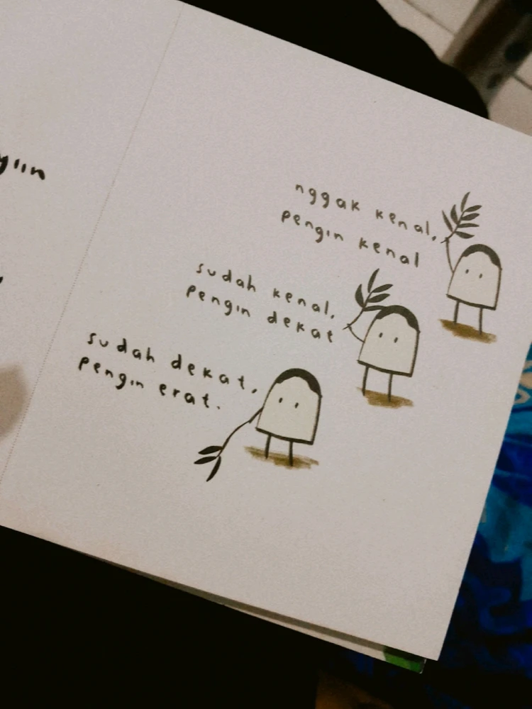 GIF diunggah oleh tari