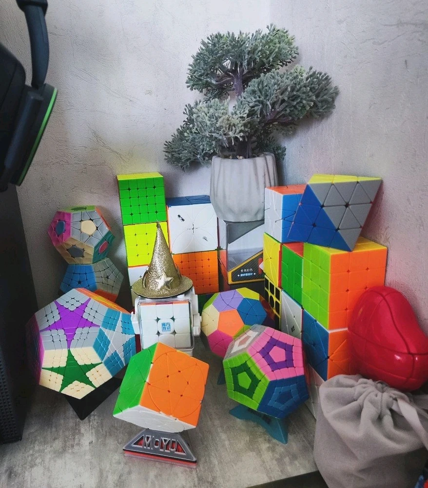 Гіфку завантажив Alexander