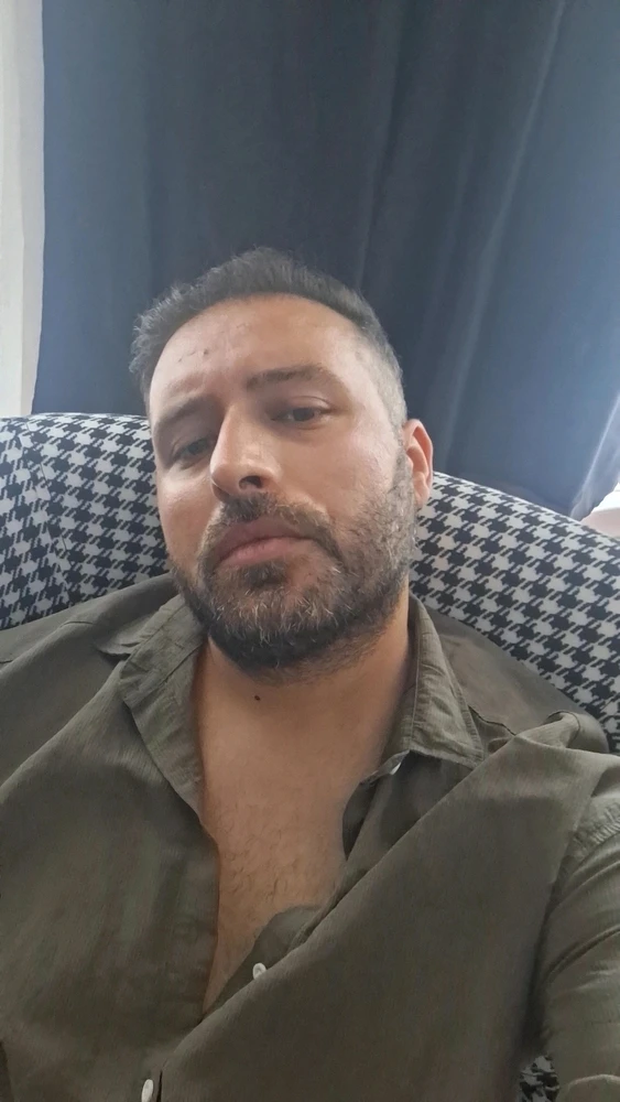 Emre tarafından yüklenen GIF