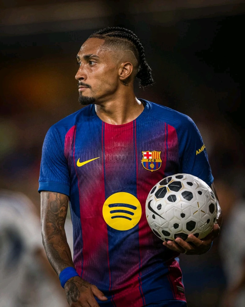 GIF uploaded by Bendollar