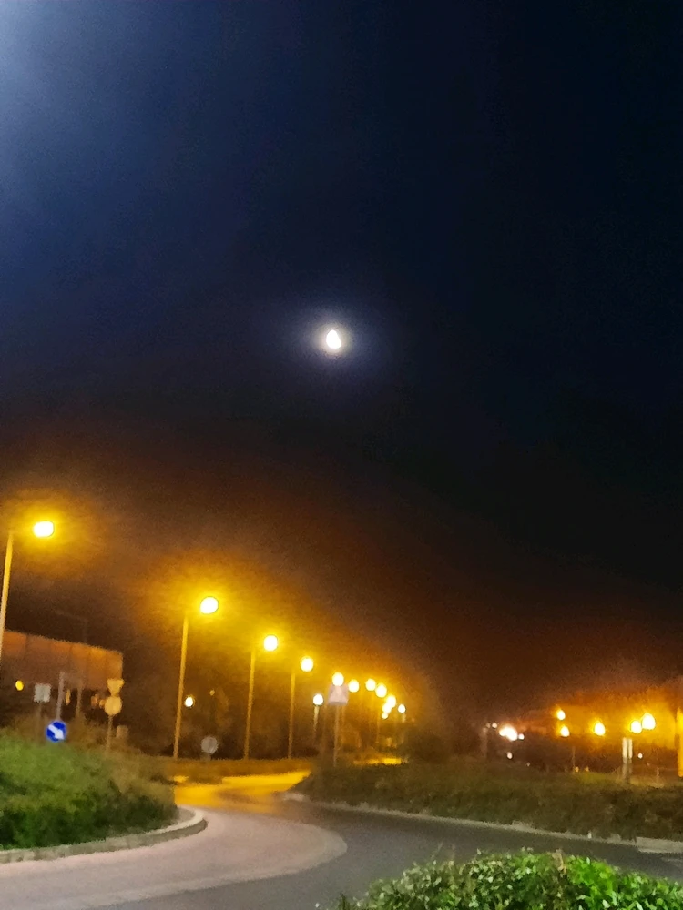 GIF dodany przez Sueñoelespacio