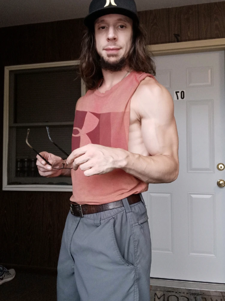 GIF gi-upload ni Zach