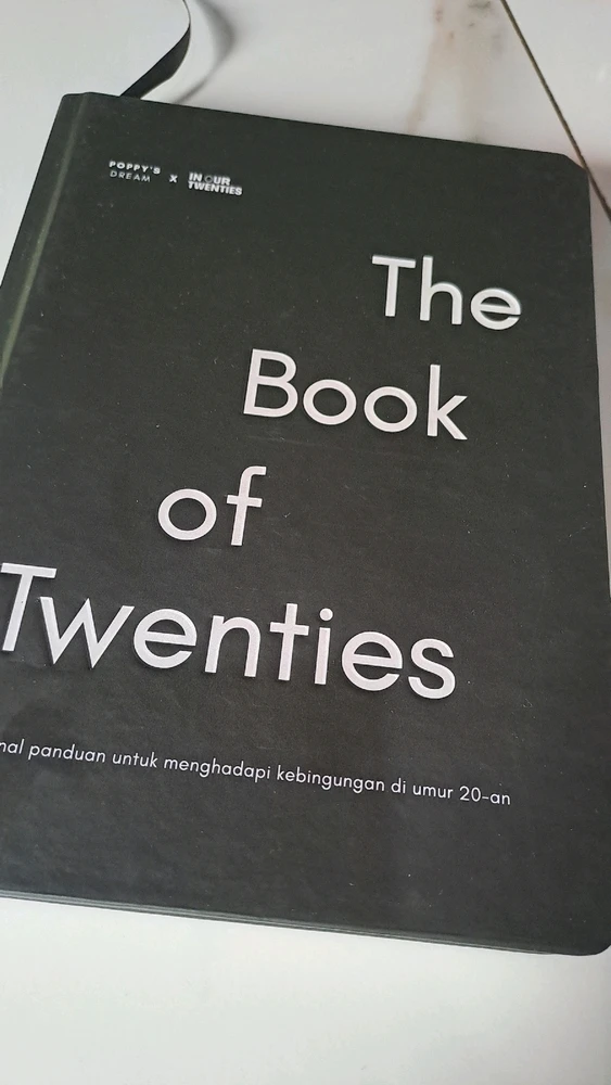 GIF diunggah oleh Tiwi