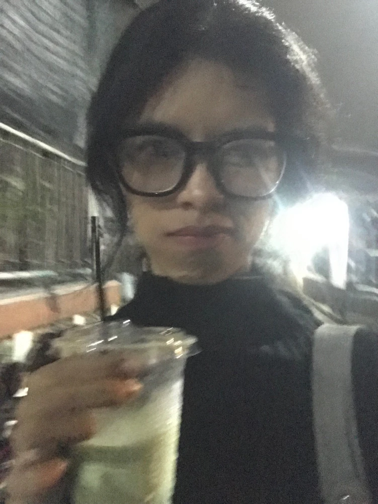 GIF gi-upload ni Nanda