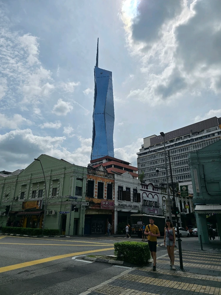 Kuala Lumpur: Where Urban Majesty Meets Untamed Wilderness
