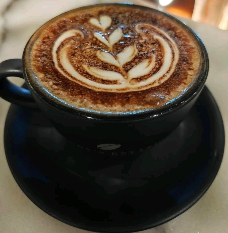 GIF uploaded by Ree