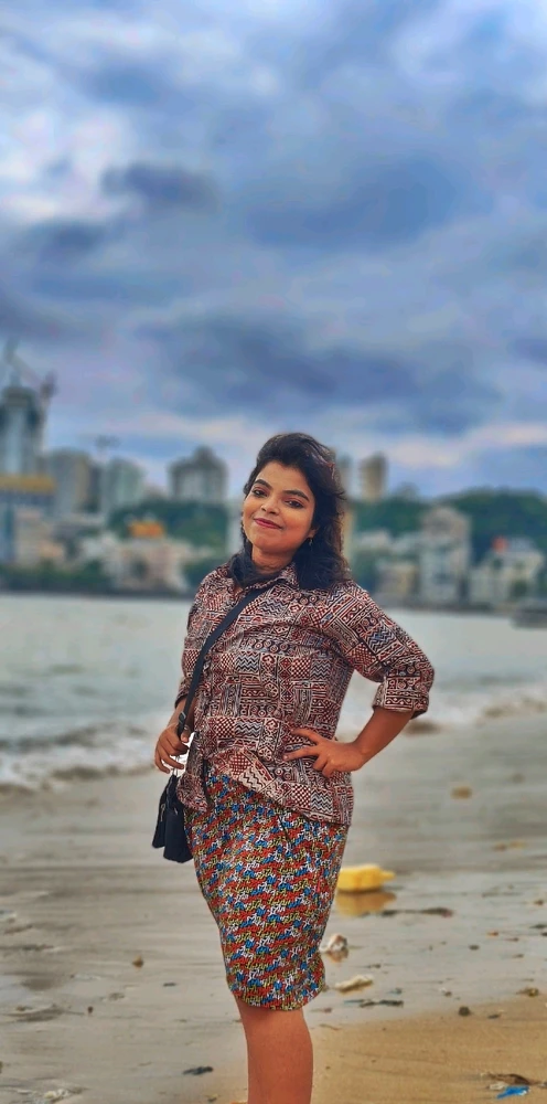 GIF tso los ntawm Gargi Mukherjee