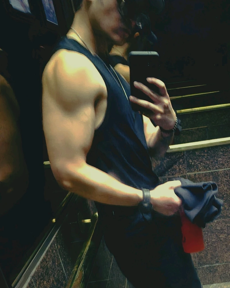 GIF tso los ntawm Kev