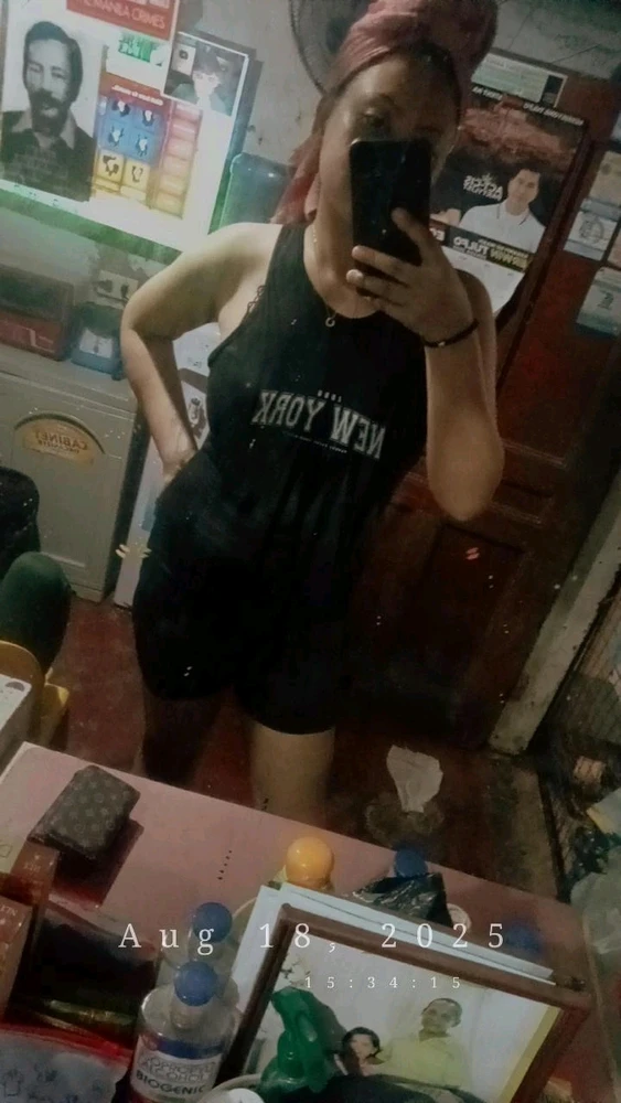 I-upload ni Regh ang larawan