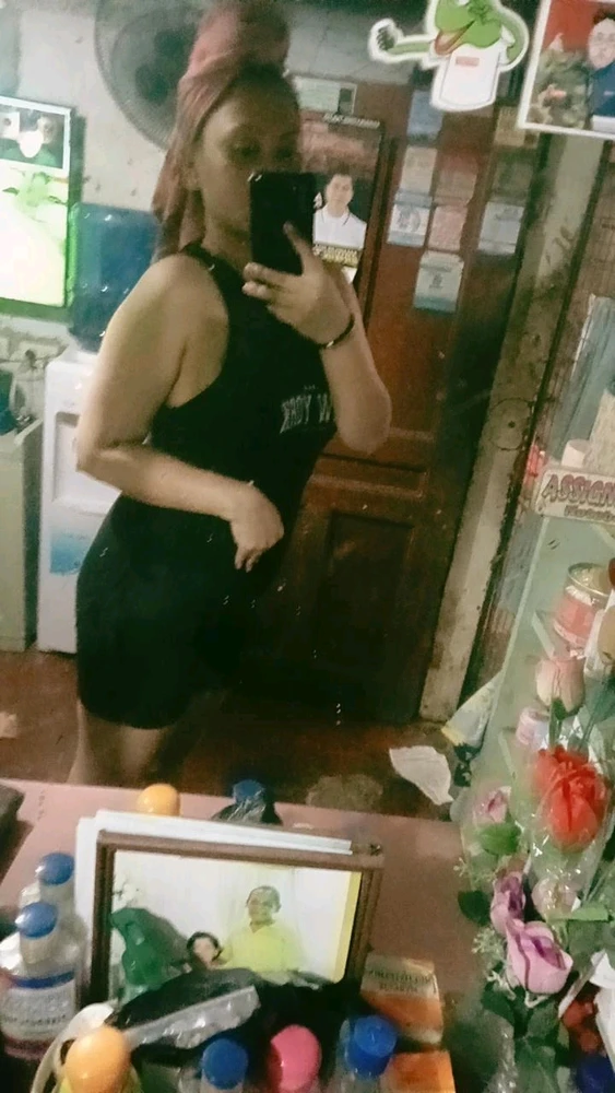I-upload ni Regh ang larawan