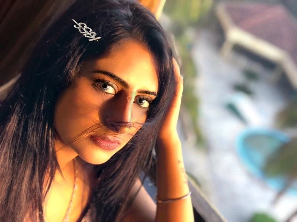 GIF uploaded by Manzar Mir